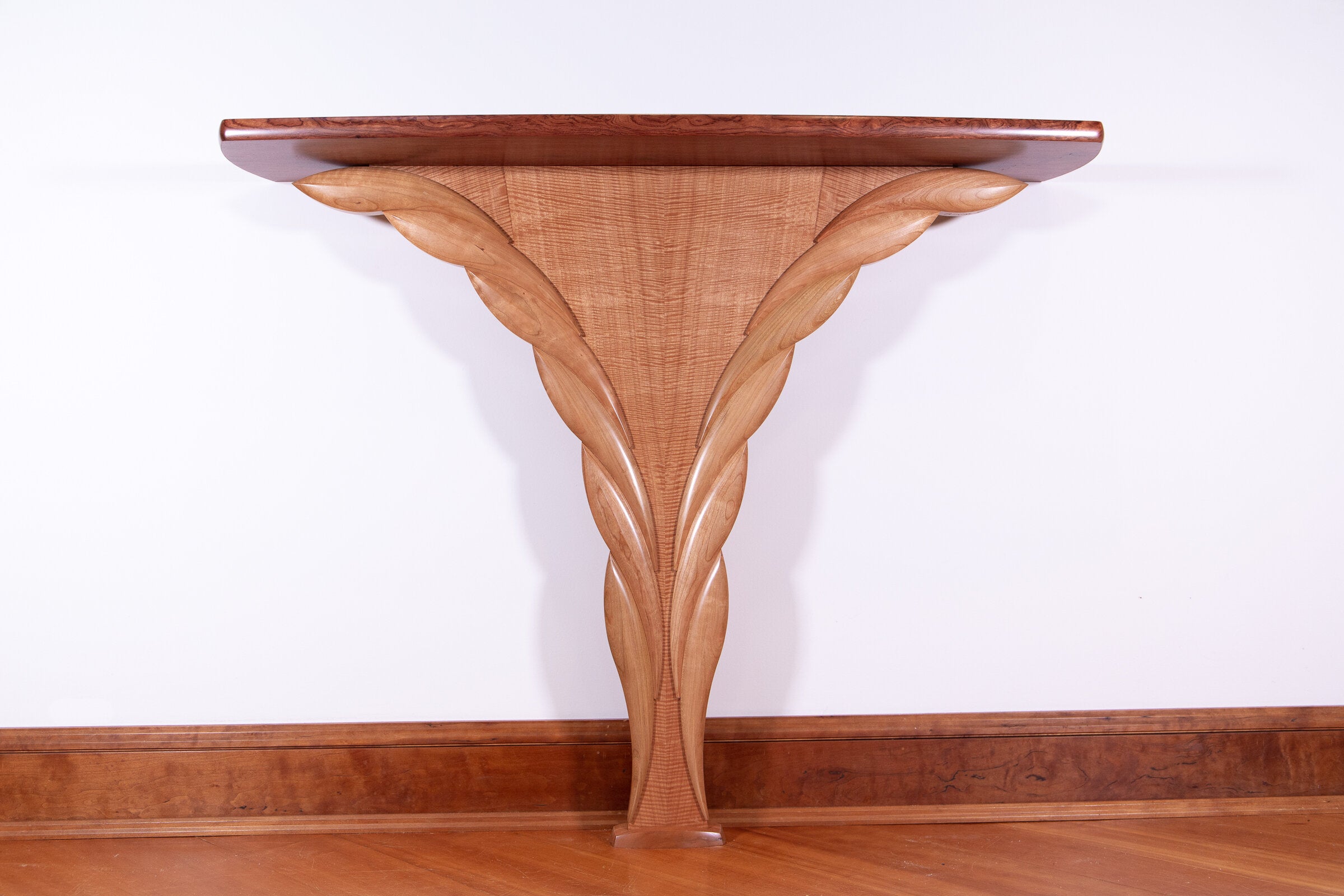 Slanted Tanigre Wings Hall Table