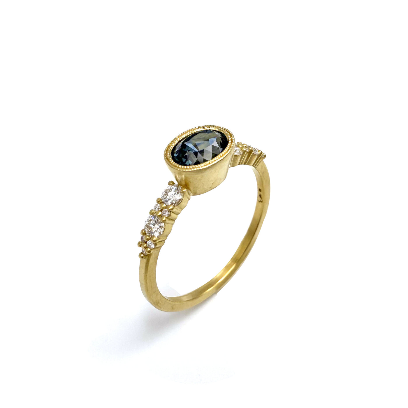 Oval Montana Sapphire Westport Ring