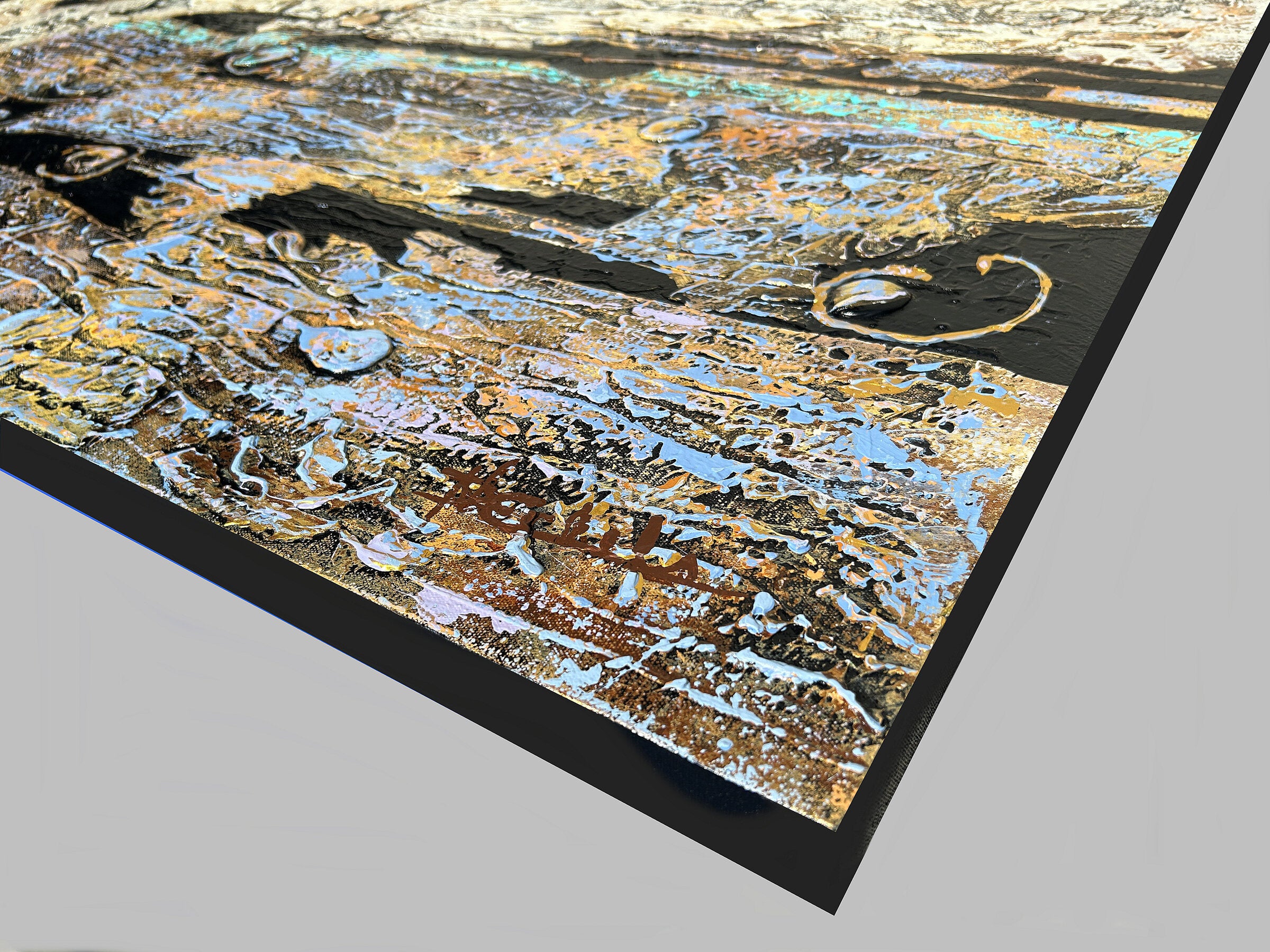 Earth and Aquifer side and signature