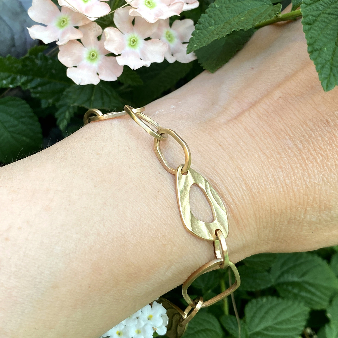 Open Pebble Link Bracelet