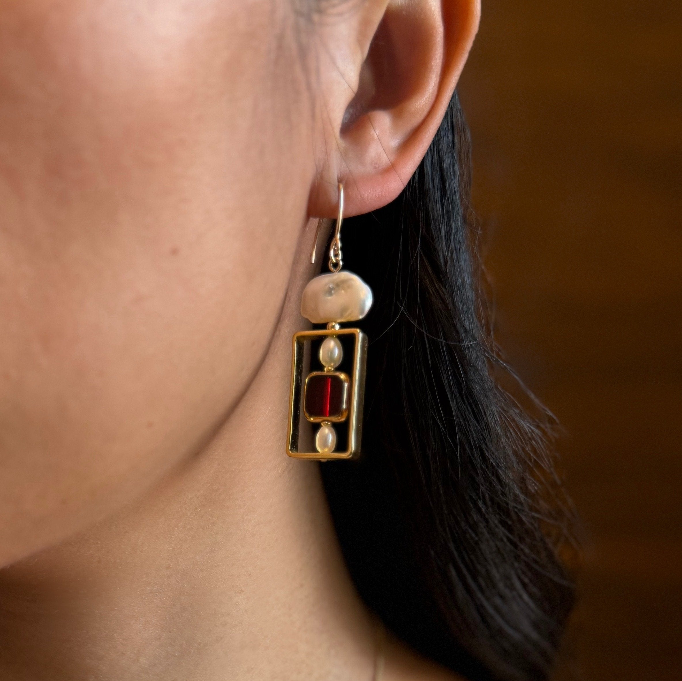 Art Pearl Earrings