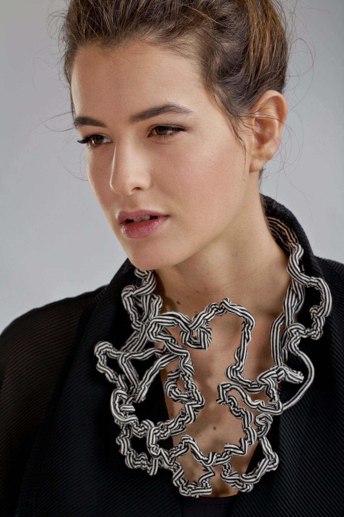 Twist & Shape Necklace