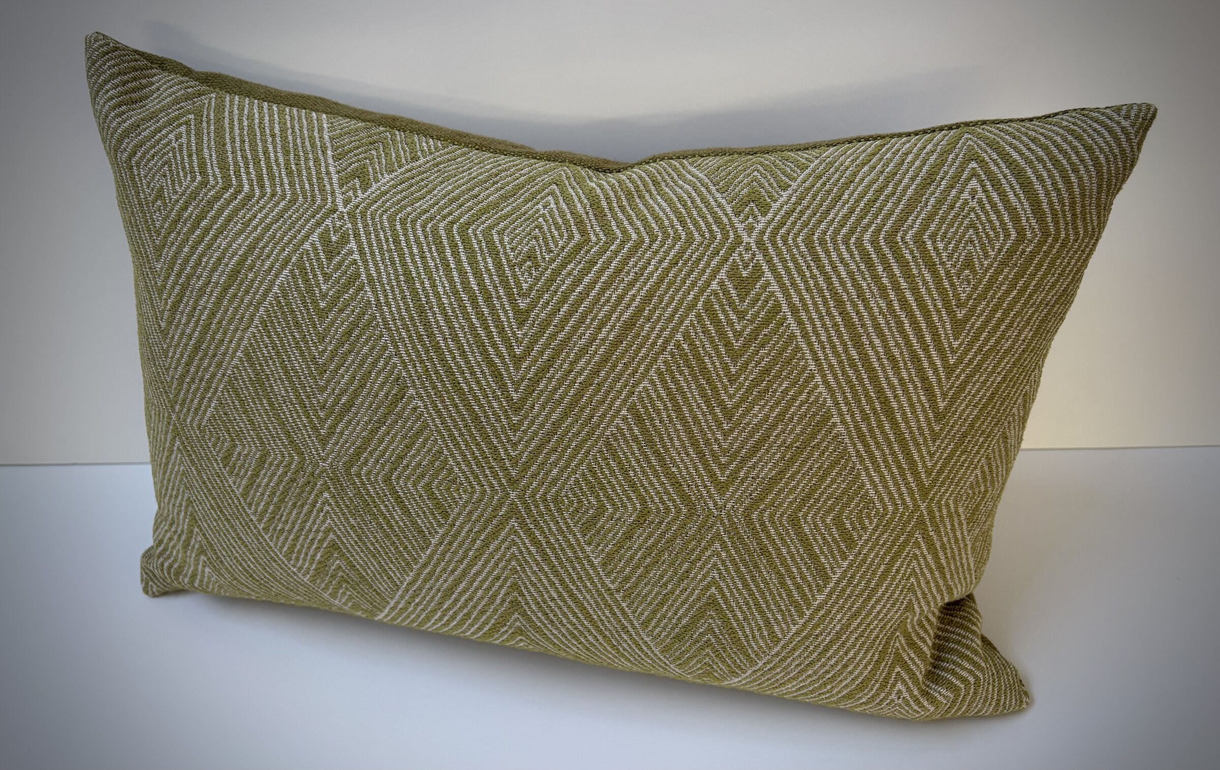 Moss Green Gem in Lumbar