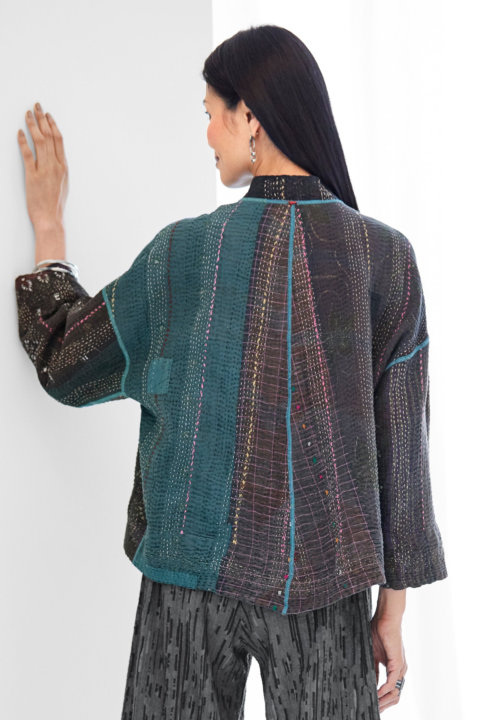 black, side 2, back view