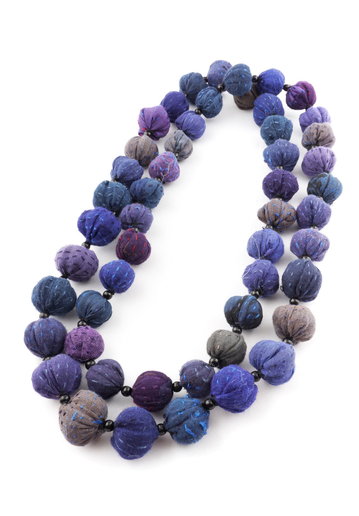 Small Nuts Long Necklace