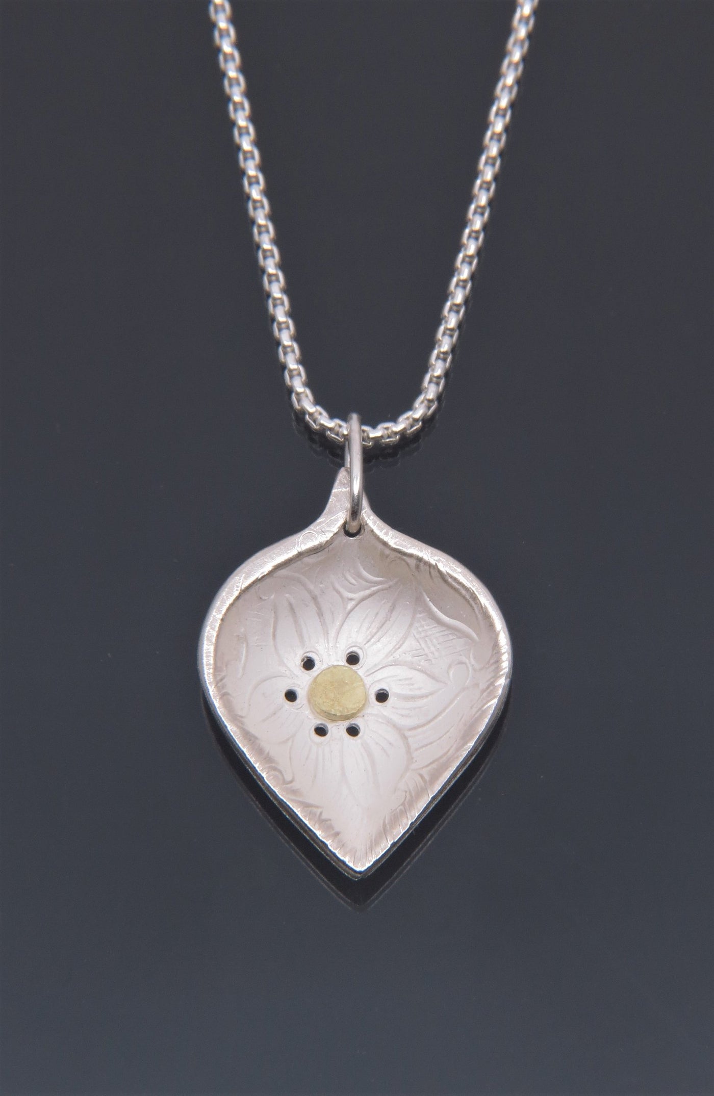 Small Leaf Pendant