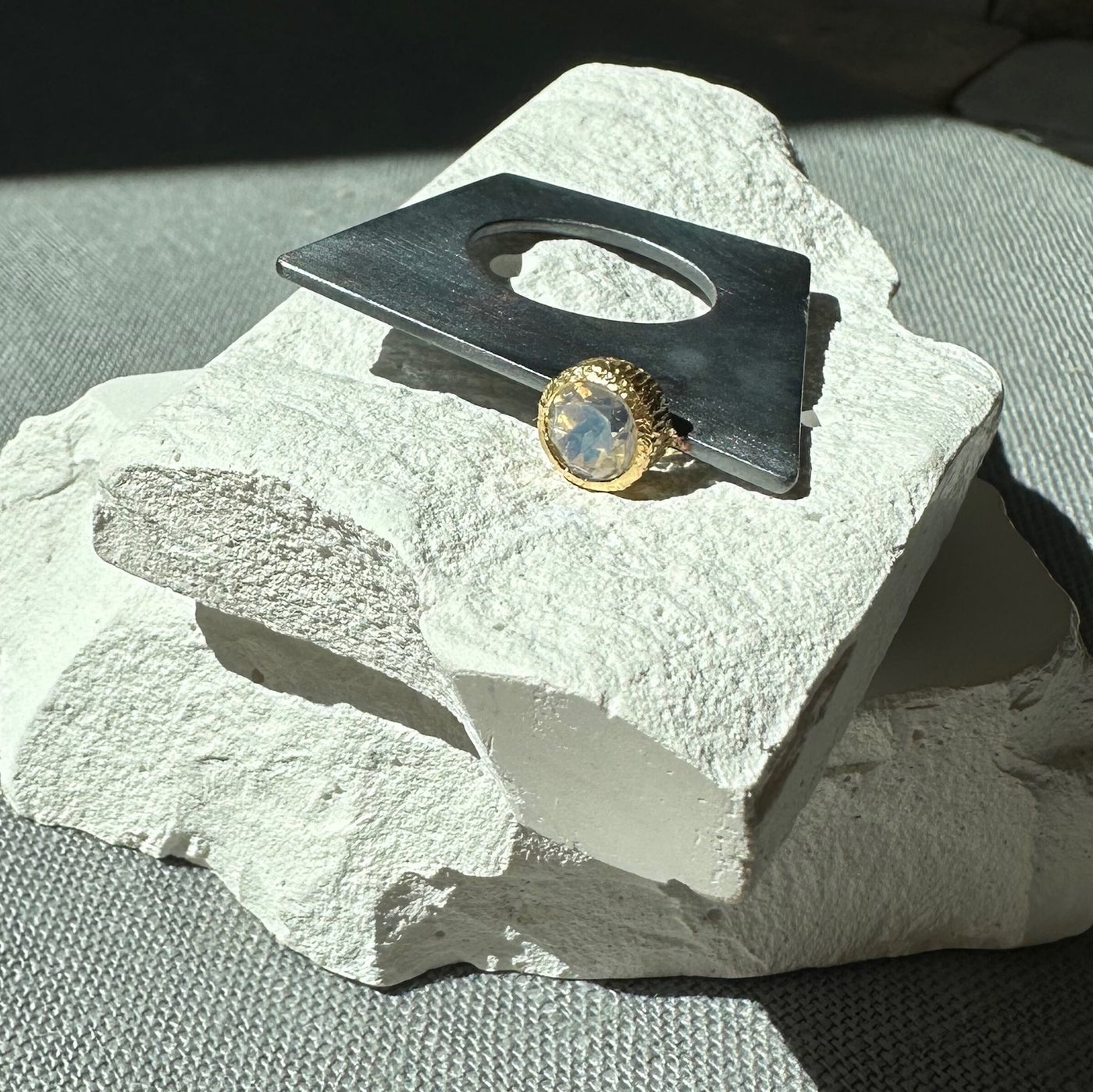 Radiance Solitaire Slice Ring