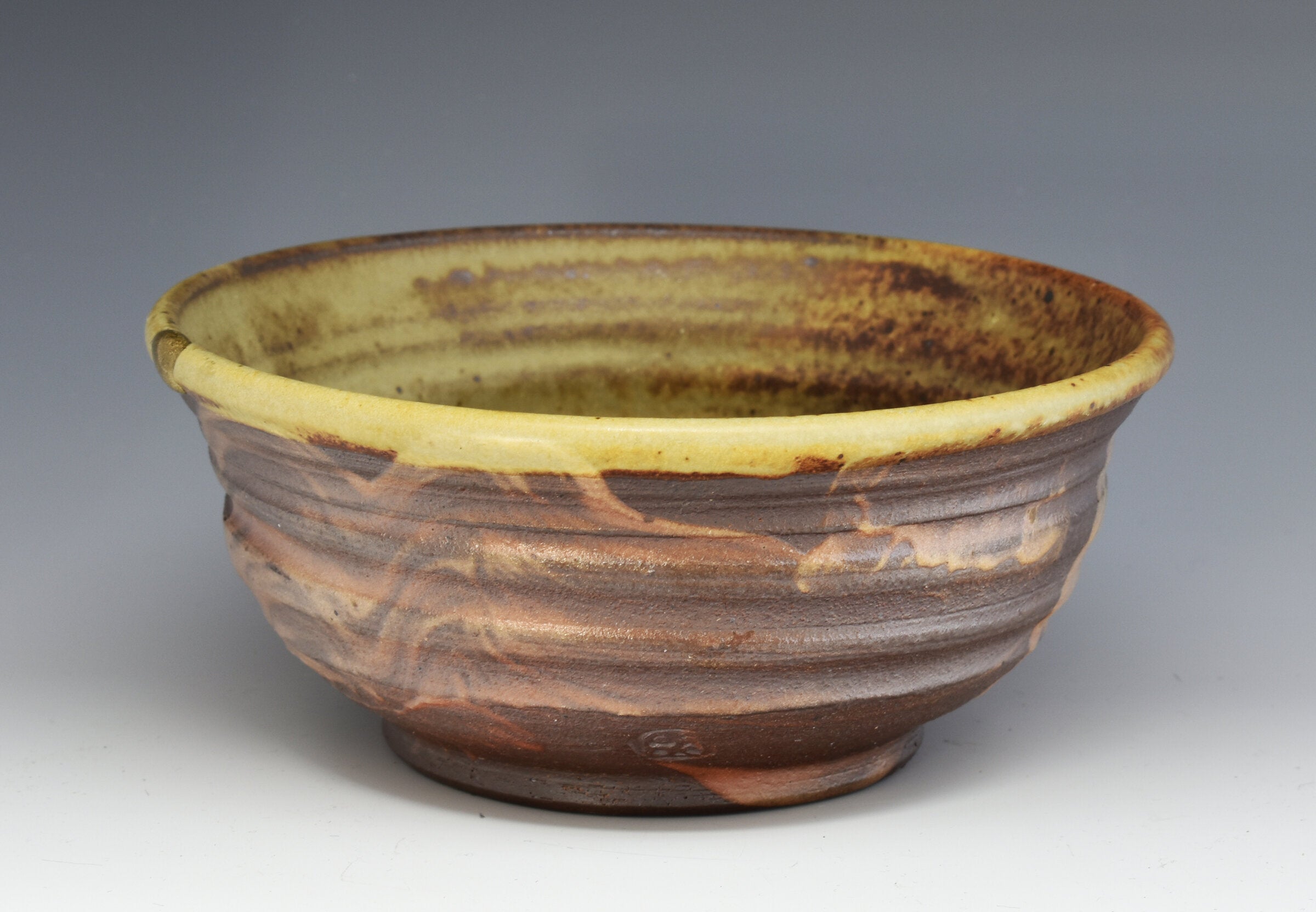 Ribbed Stoneware Bowl