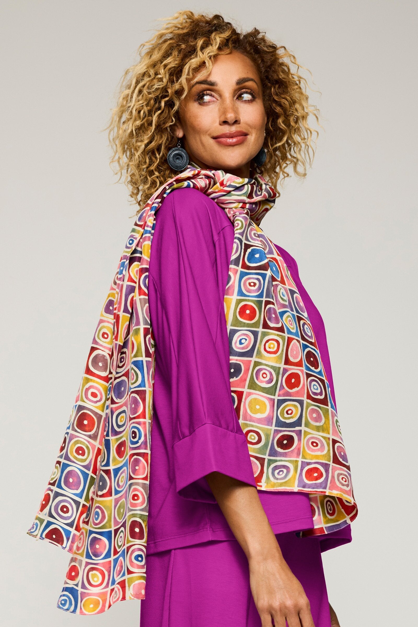 Circle Dot Scarf