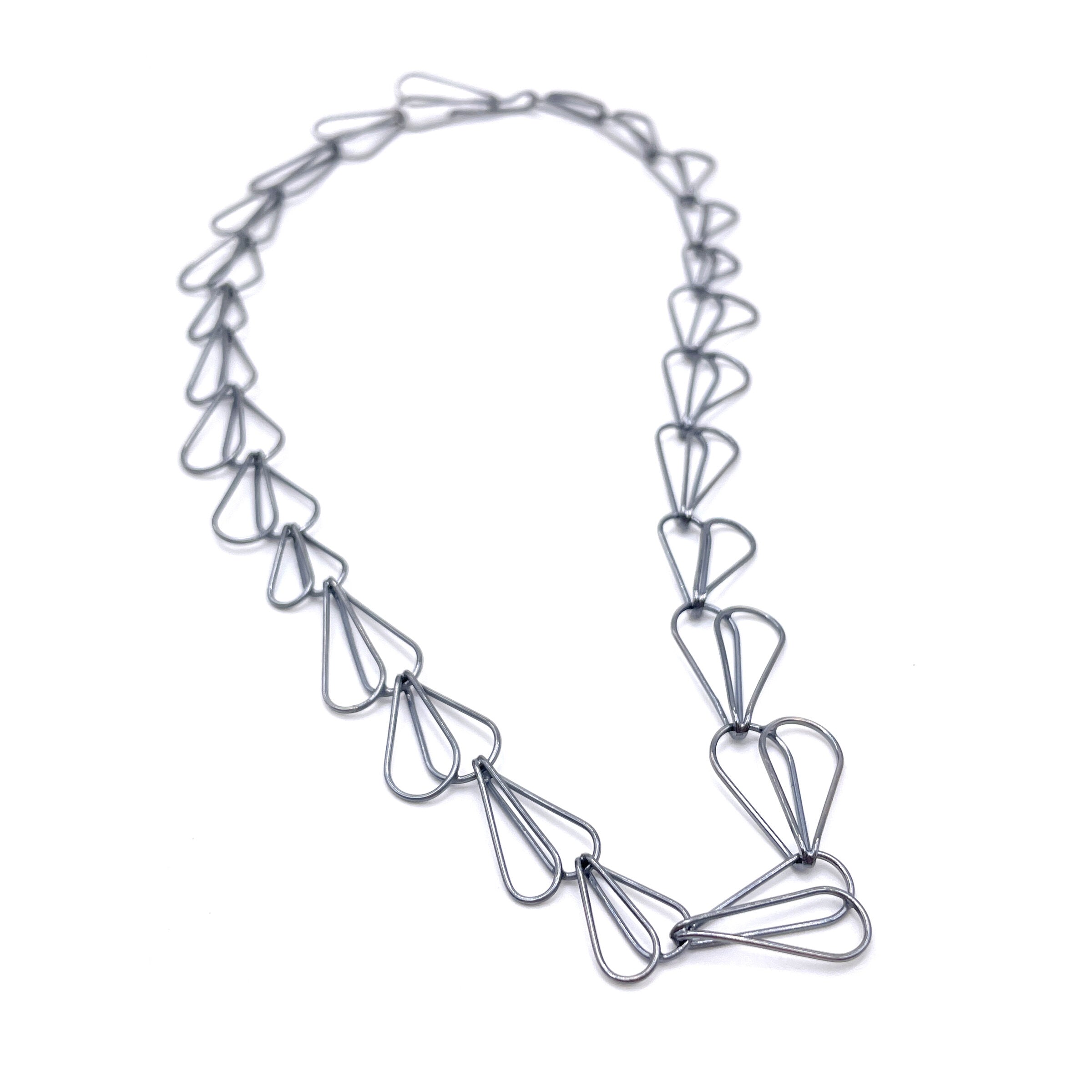 Splayed Link Chain Necklace