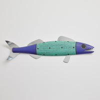 Medium Fish with Fins and Teeth in Aqua Dots