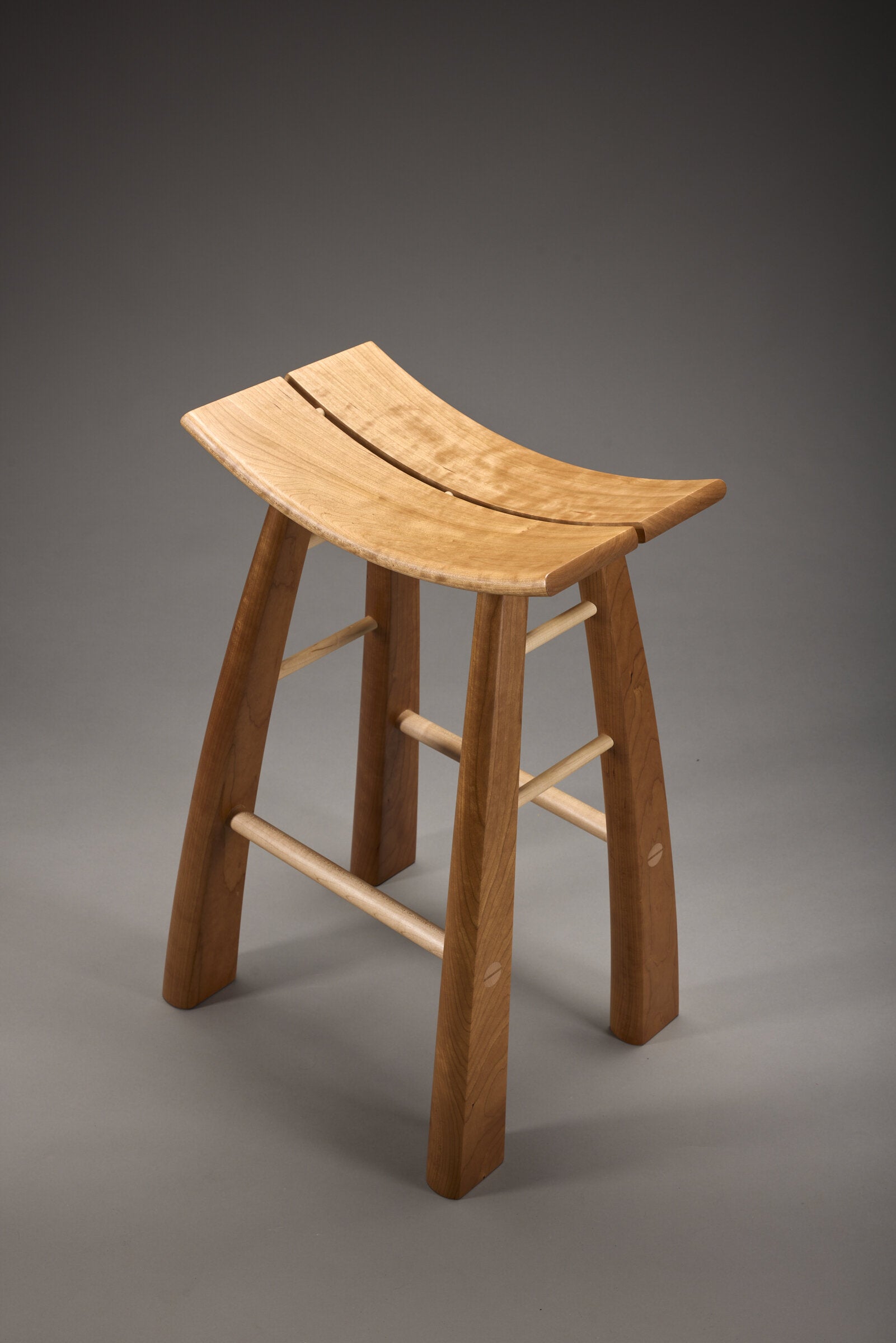 Curved Counter Stool