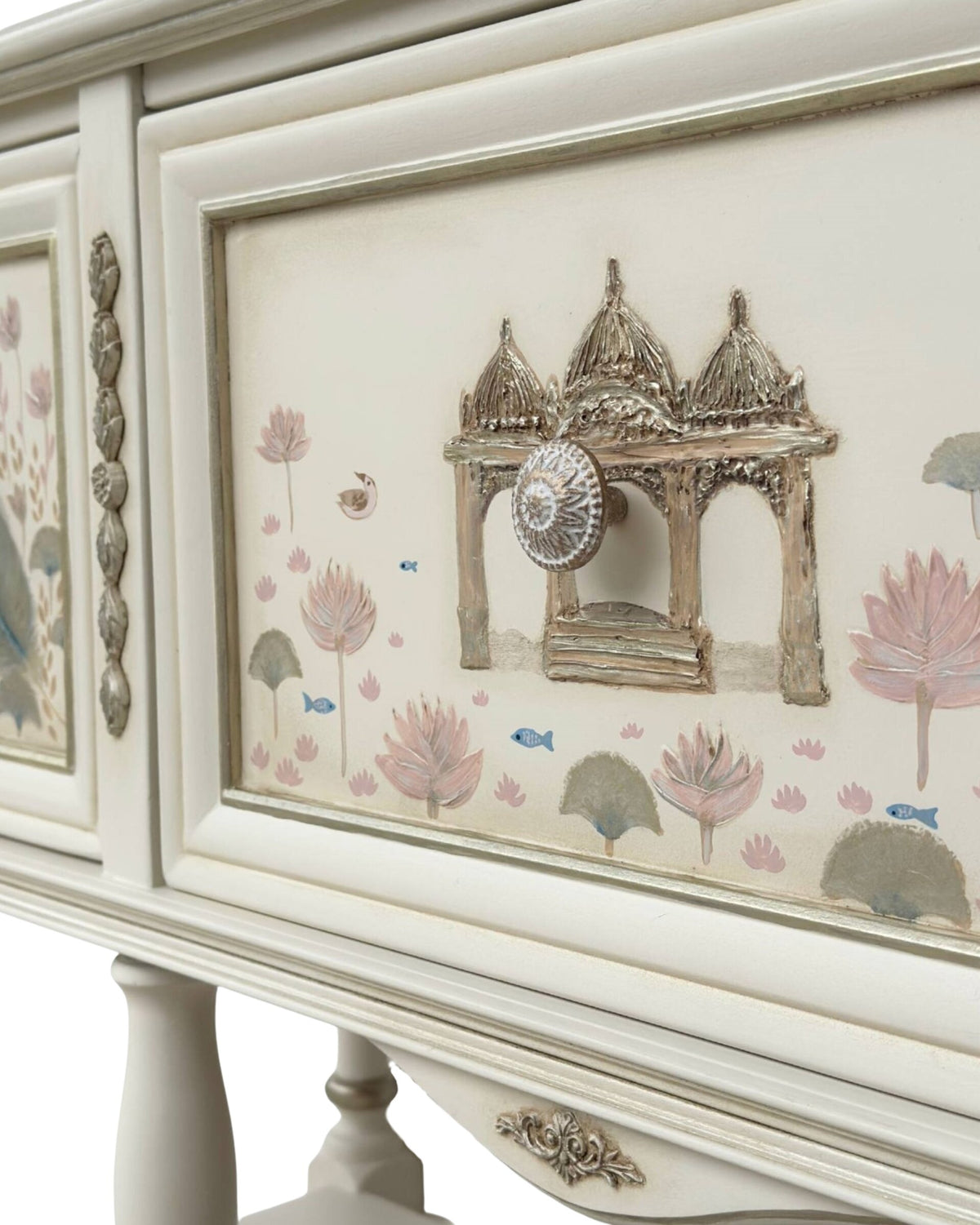 Peacock Garden Ivory Console