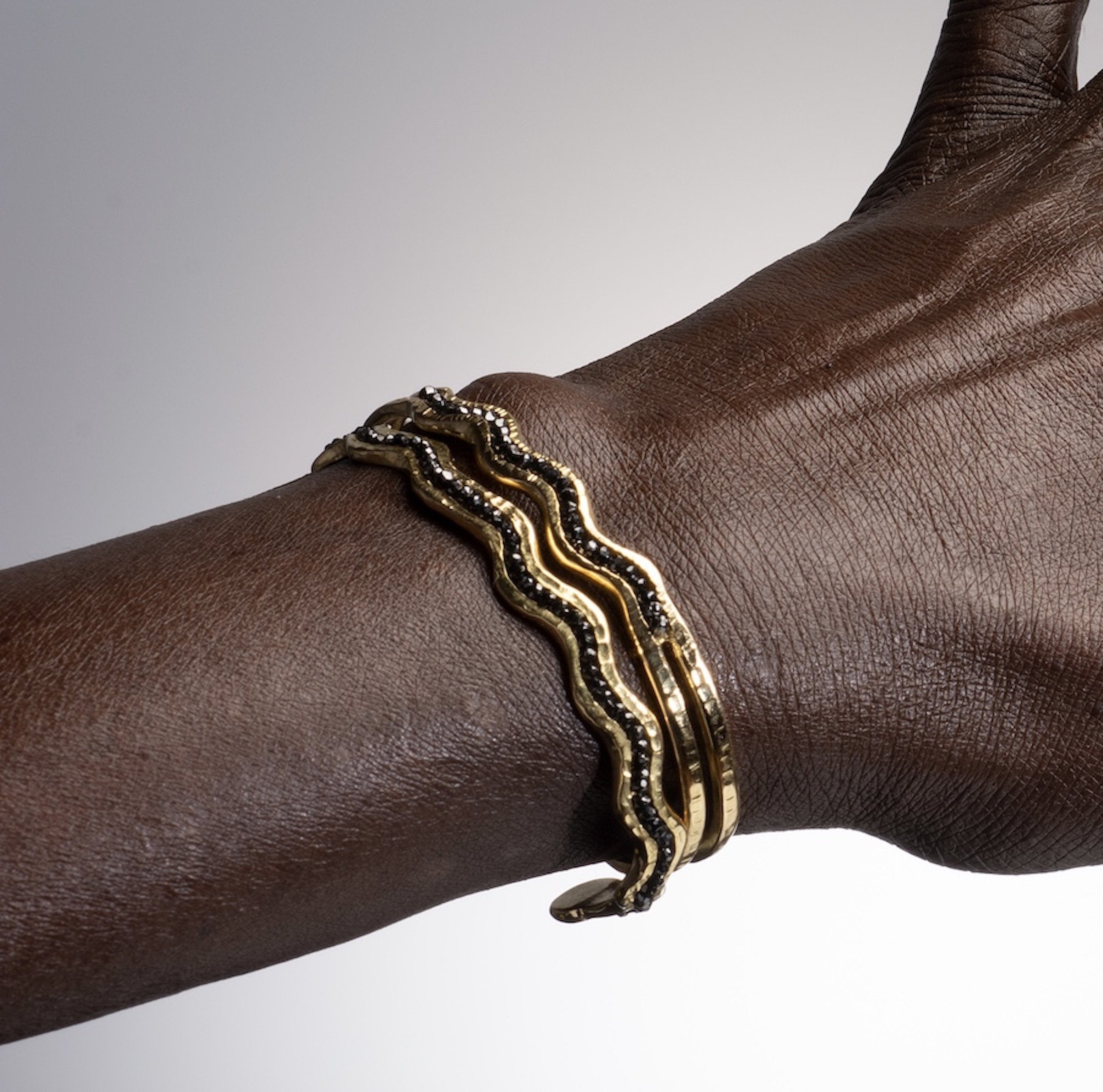 Wave Cuff