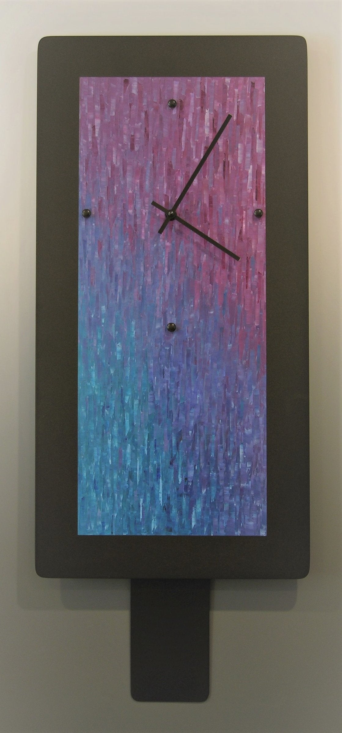 Large Jewel Blend on Black with Pendulum