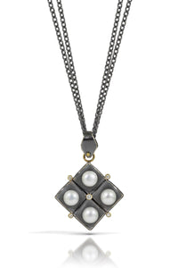 Black & Gold Square Flower Pearl Necklace