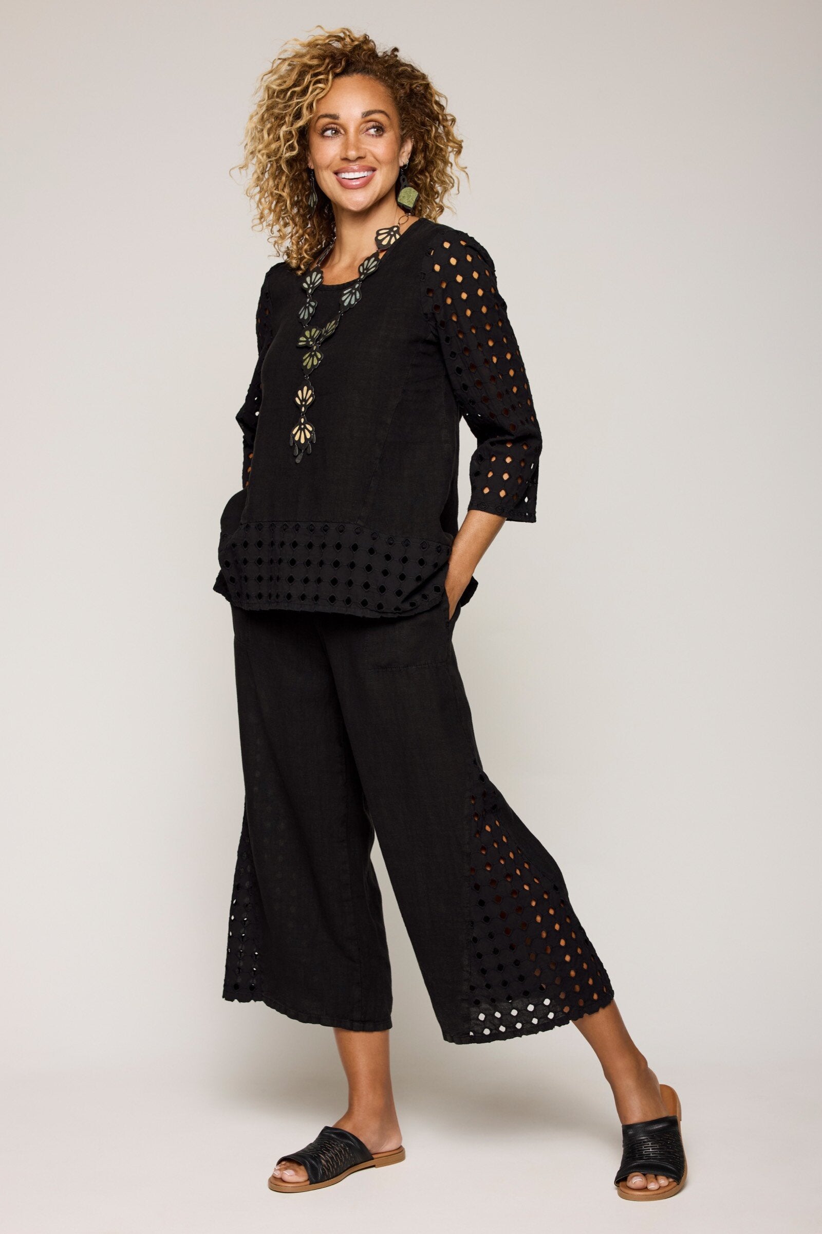 Eyelet Inset Pant