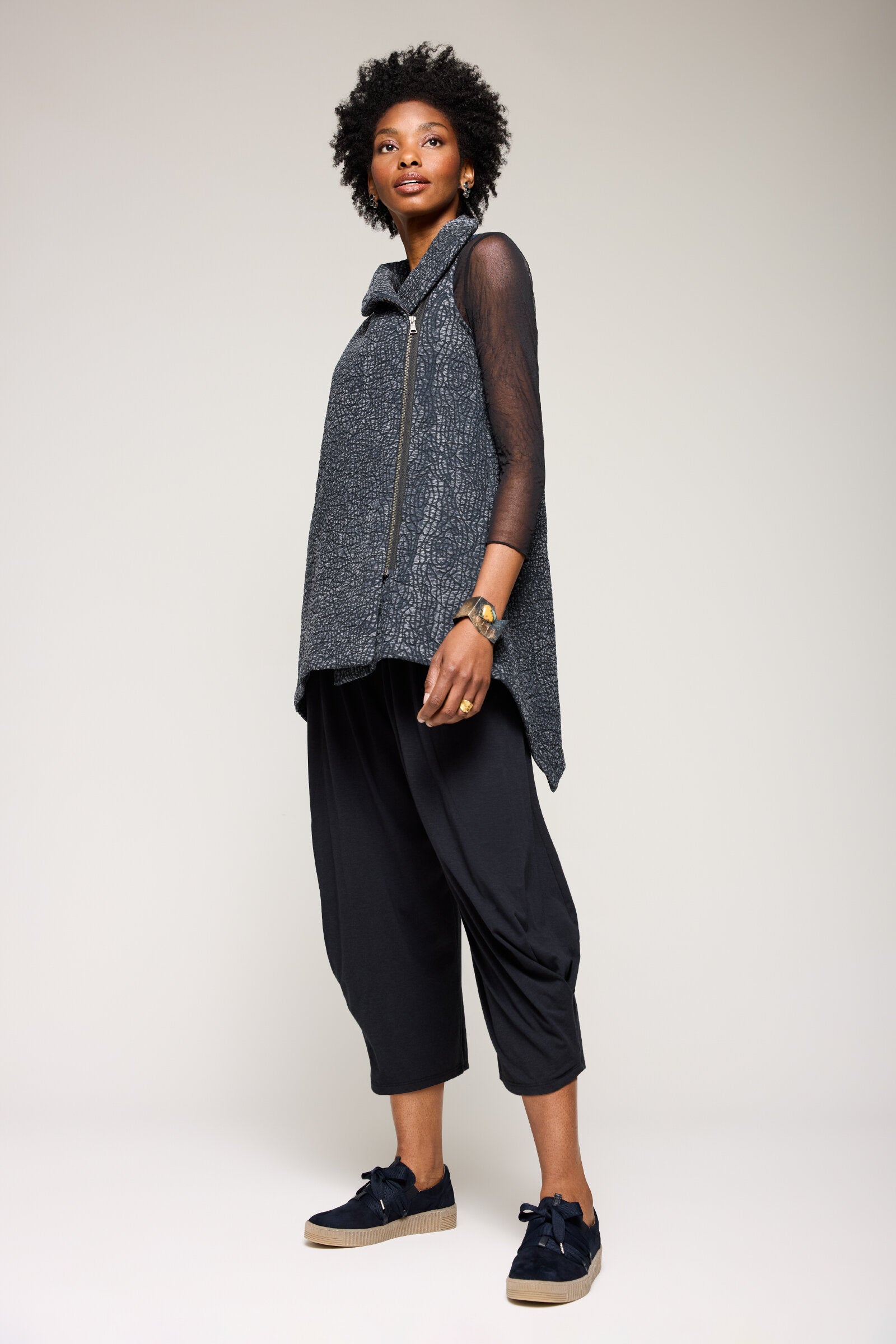 Lonny Vest