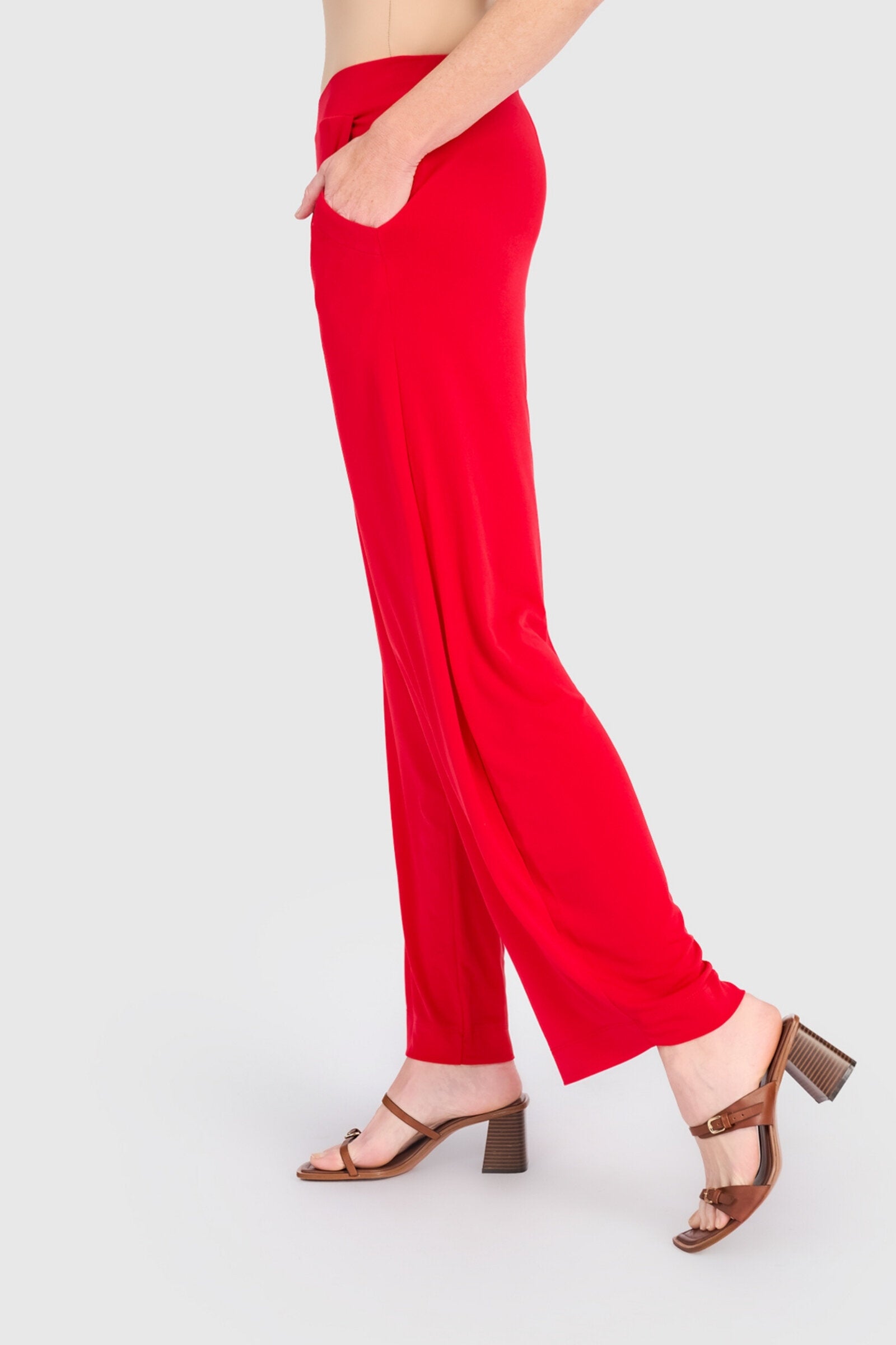 Essential Slinky Flow Pants