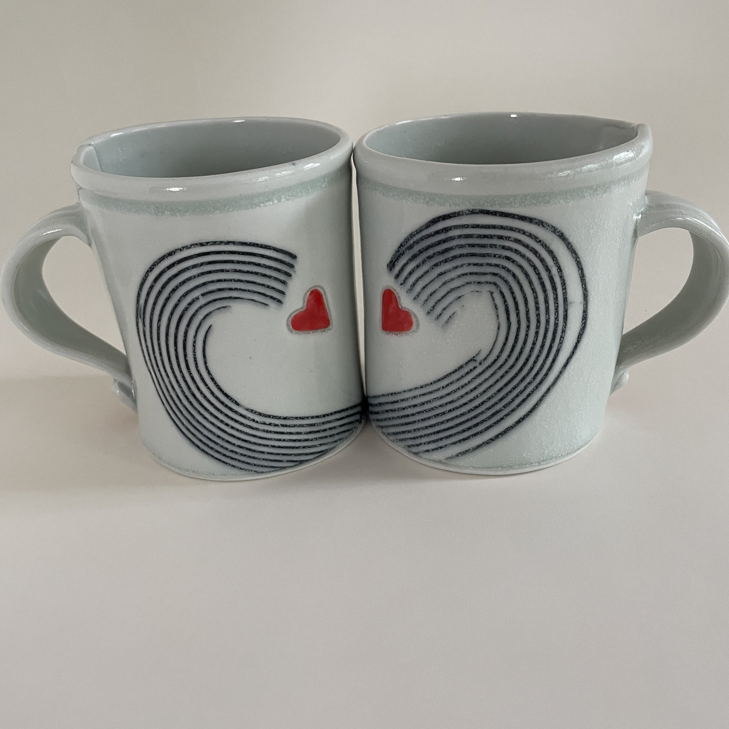 Love Lines Mug Pair