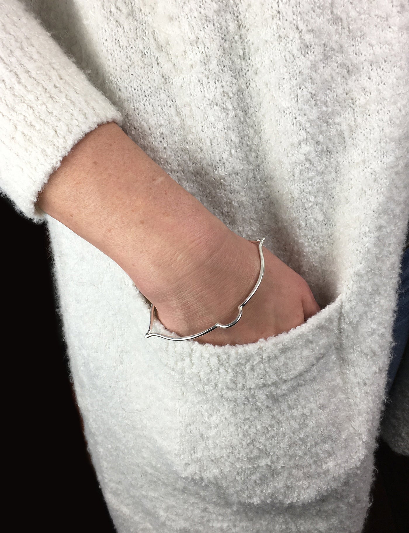 Forged Arabesque Bangle Bracelet