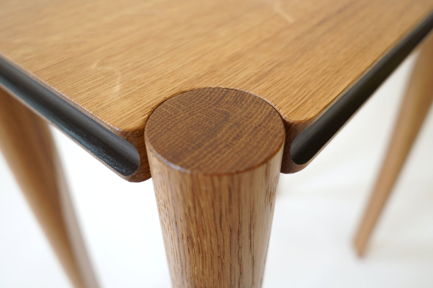 Aviateur Side Table, White Oak