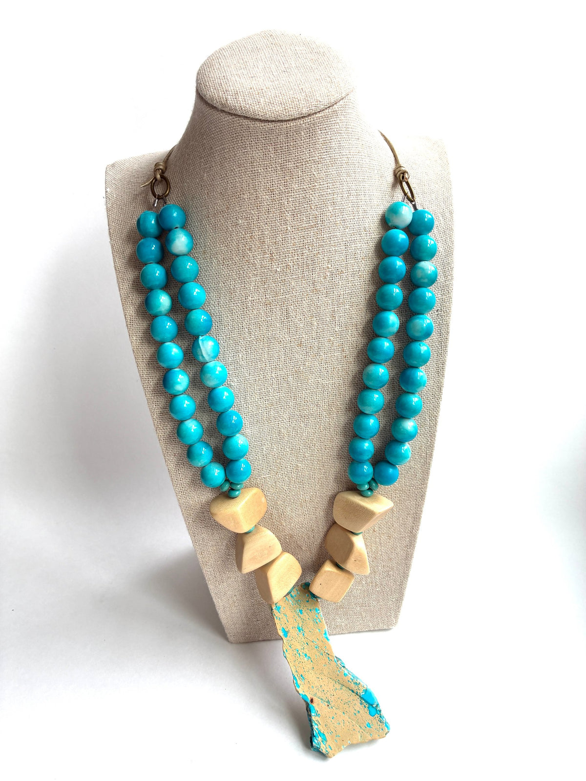 Rustic Pendant Neckace