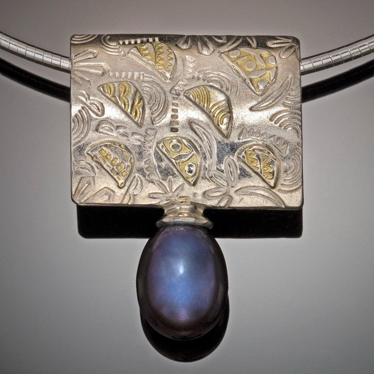 reverse side 