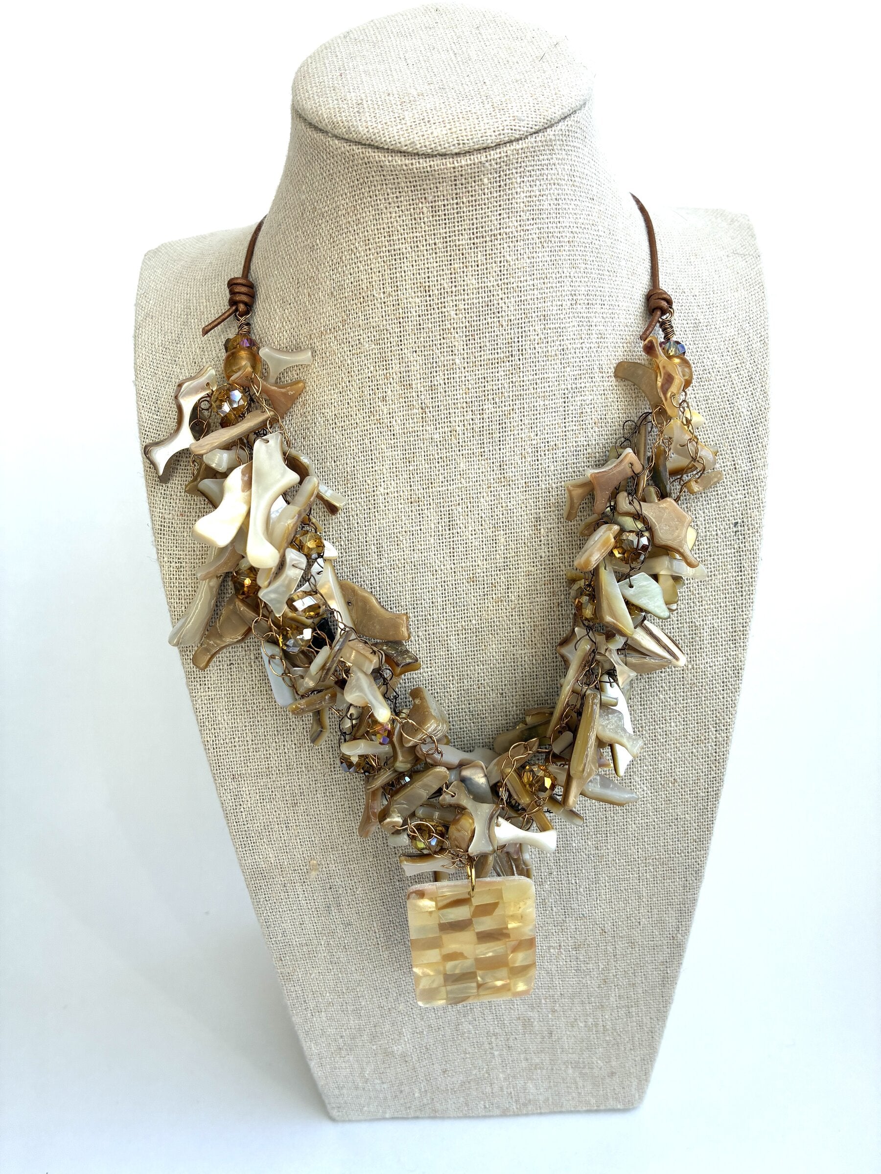 Checkerboard Shell Pendant Necklace