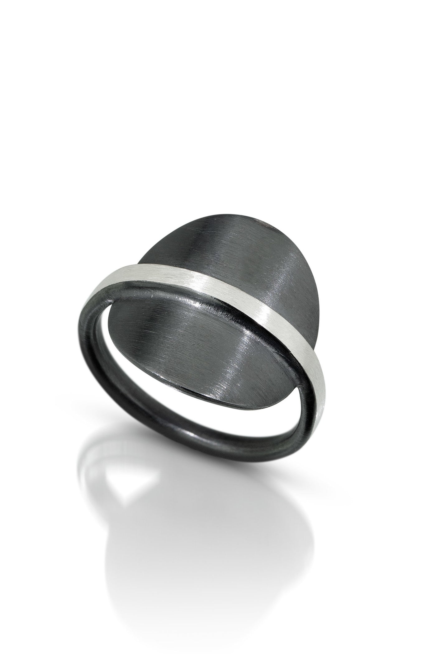 medium oxidized silver