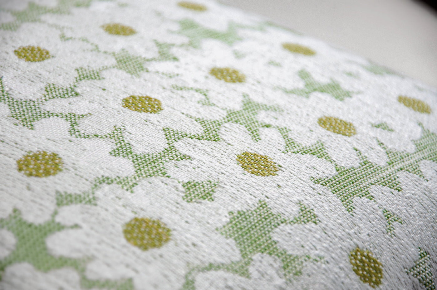 Daisy Performance Pillow