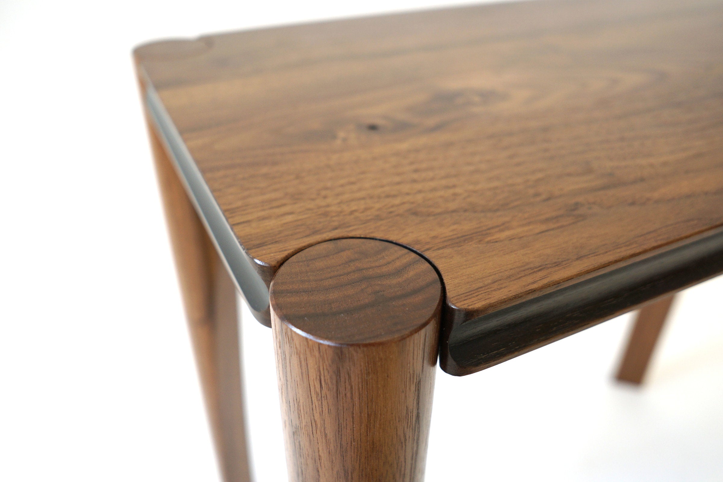 Aviateur Side Table, Walnut