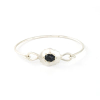 Scallop Oval Bracelet with Australian Spinel