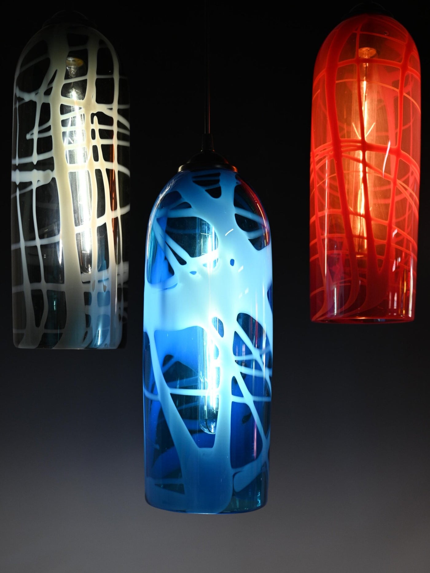 gray, blue, red (lit)
