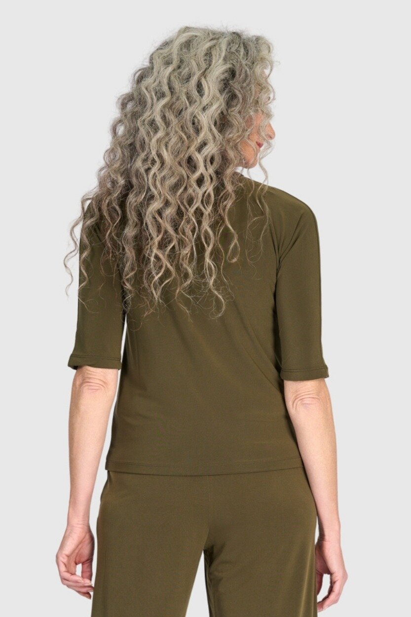 Essential Slinky Mockneck Tee