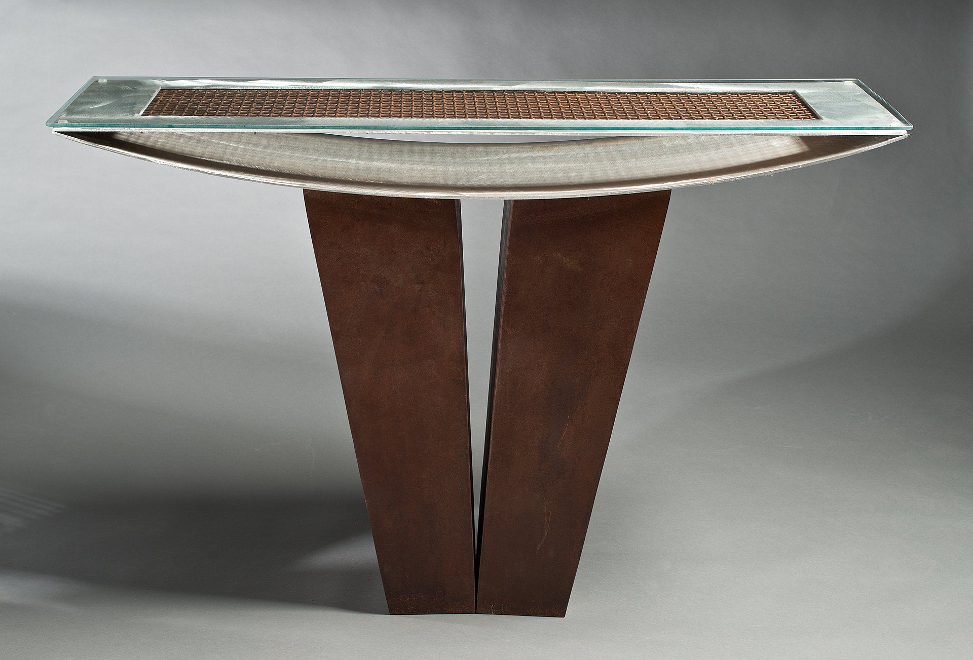 Bowed Table