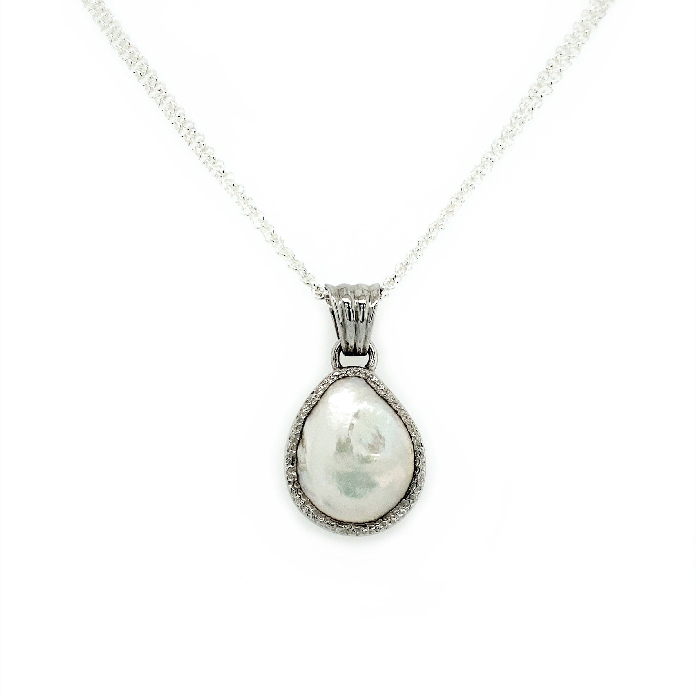 Silver Baroque Pearl Pendant Necklace