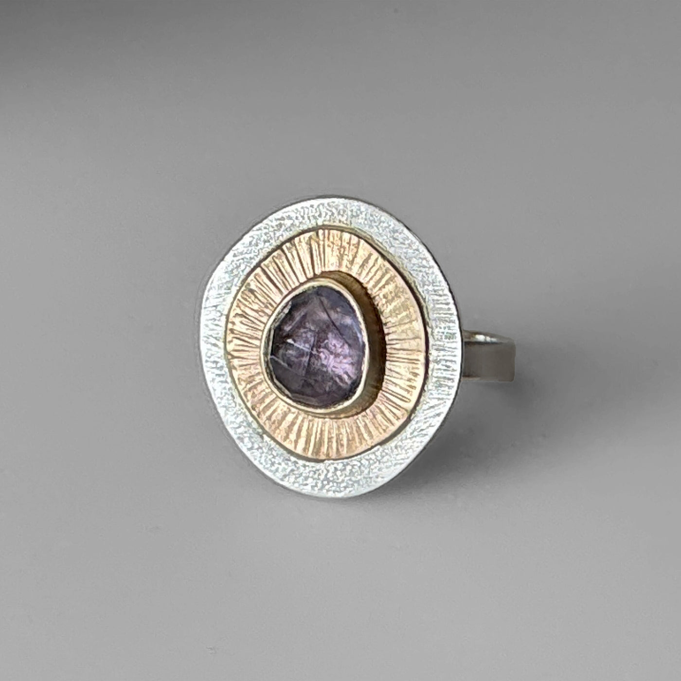 Iris Ring