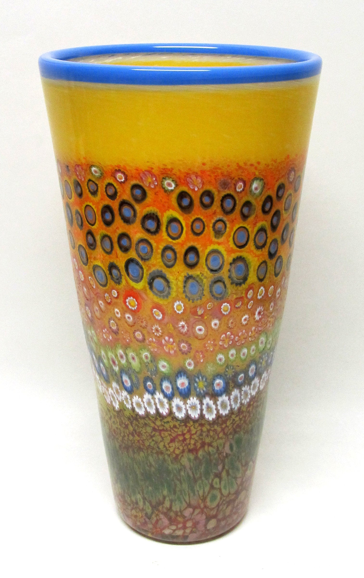 Large Primrose Garden Cylinder