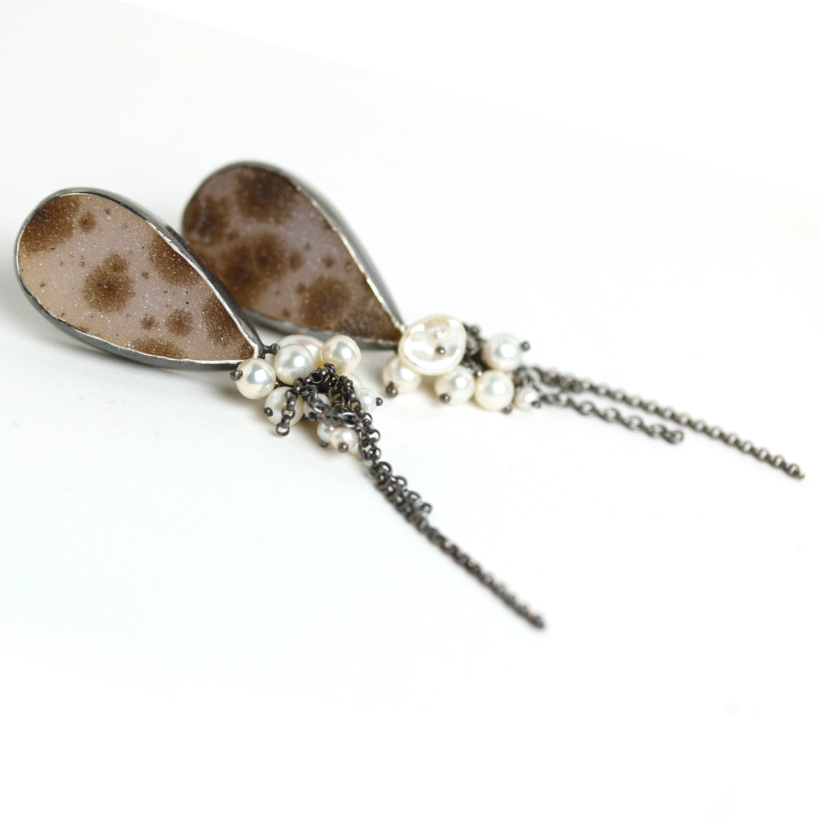 Druzy Agate & Trailing Pearls Earrings