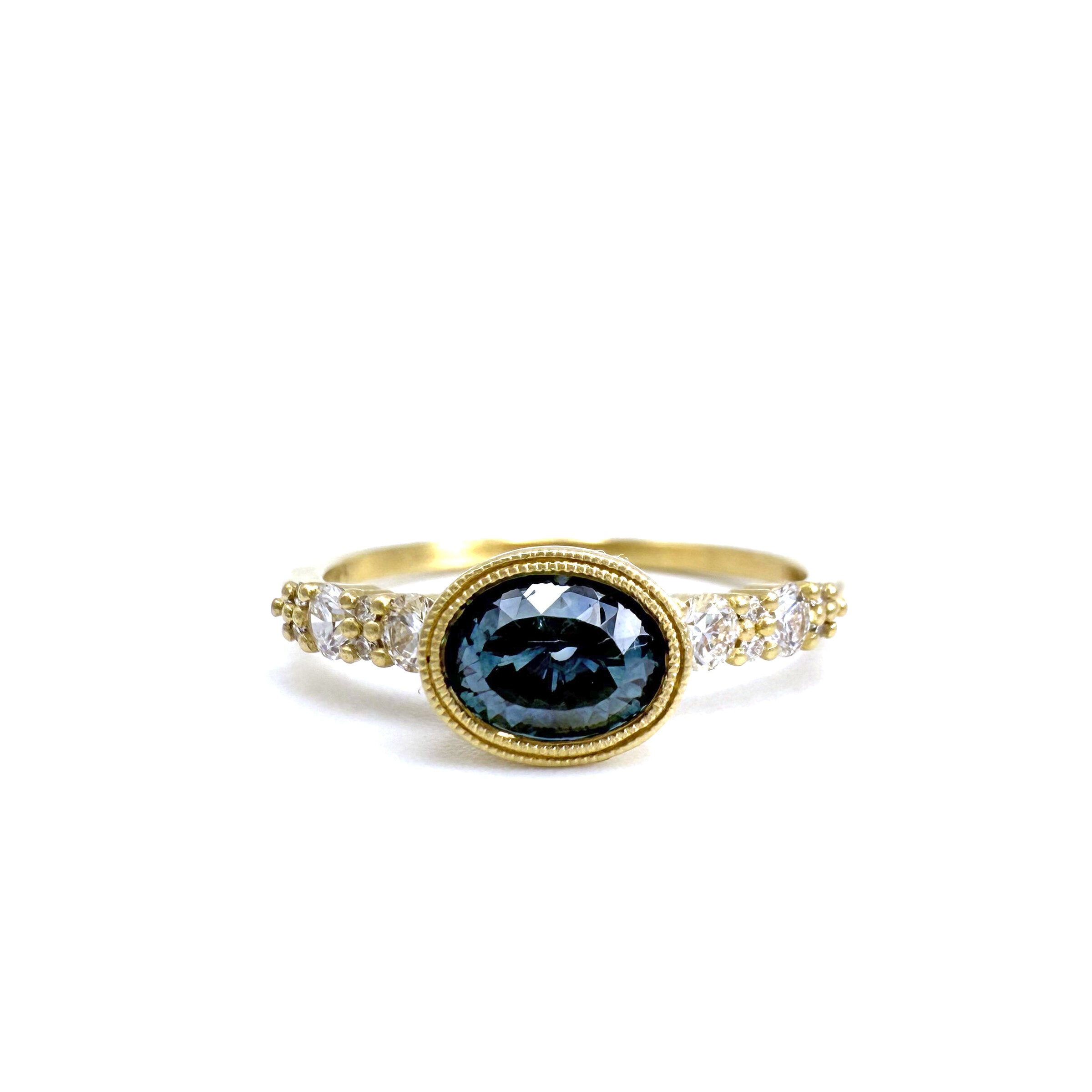 Oval Montana Sapphire Westport Ring