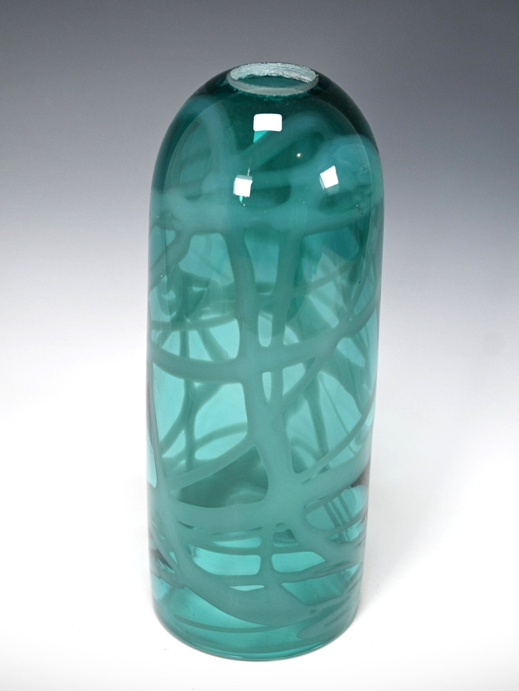 teal (unlit)