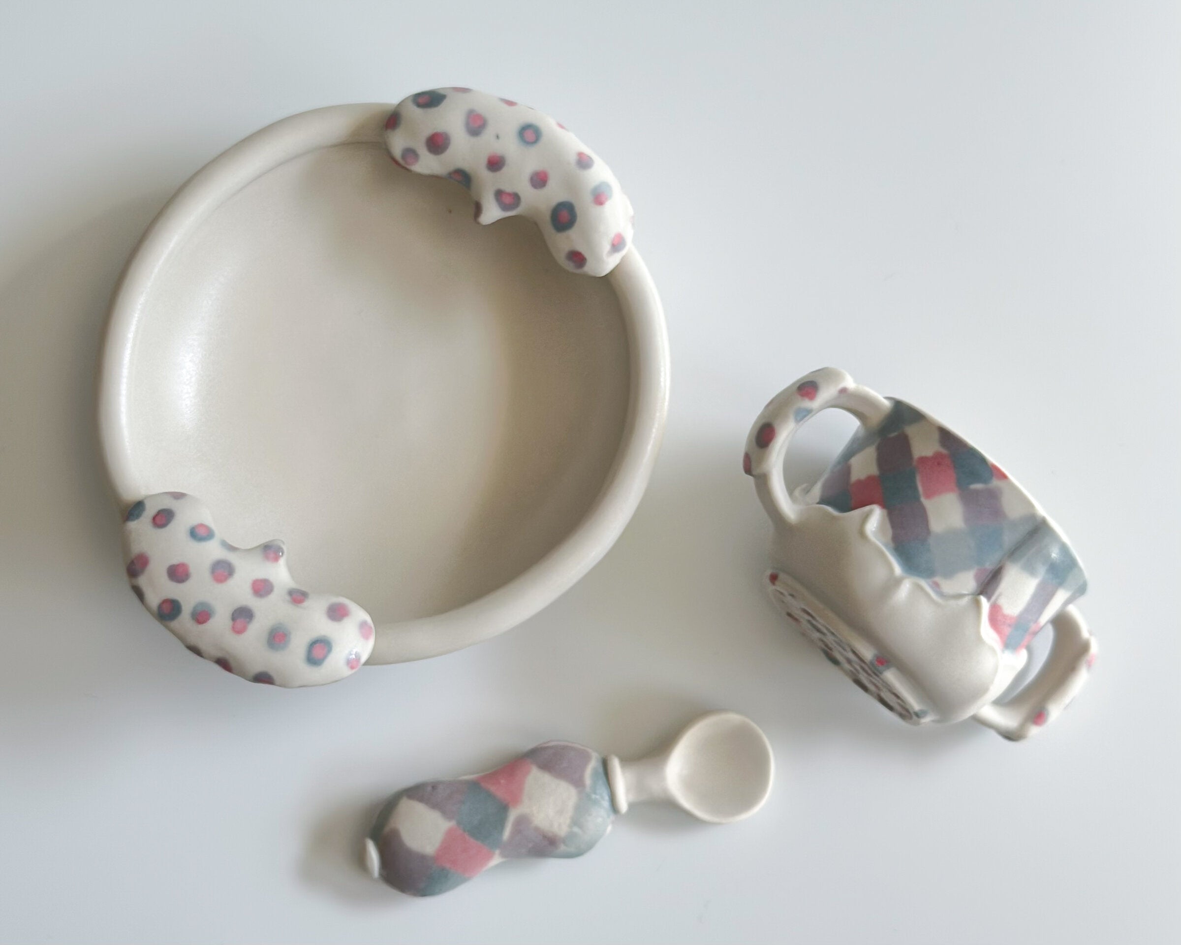 Gingham Dots Sippy Cup Set | Photo by Jennifer Azzariti