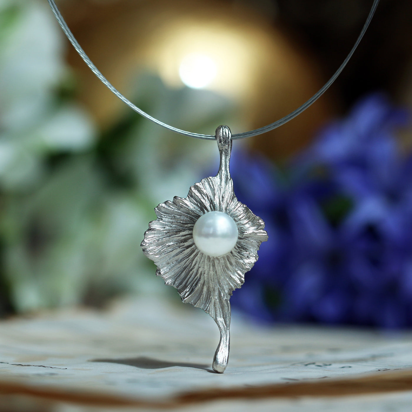 White Pearl, Bright Silver