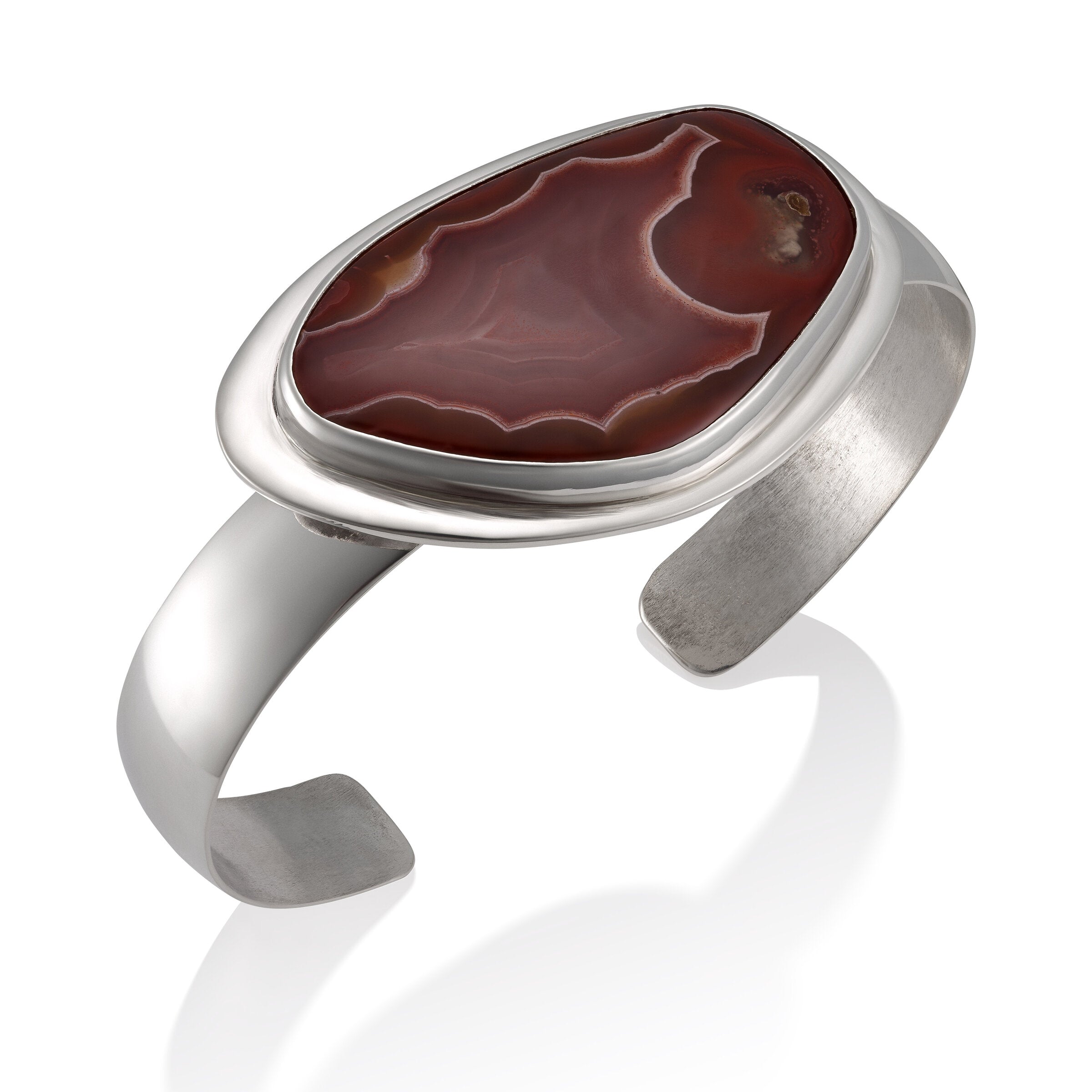 Laguna Agate Bracelet | Photo by Berlian Arts