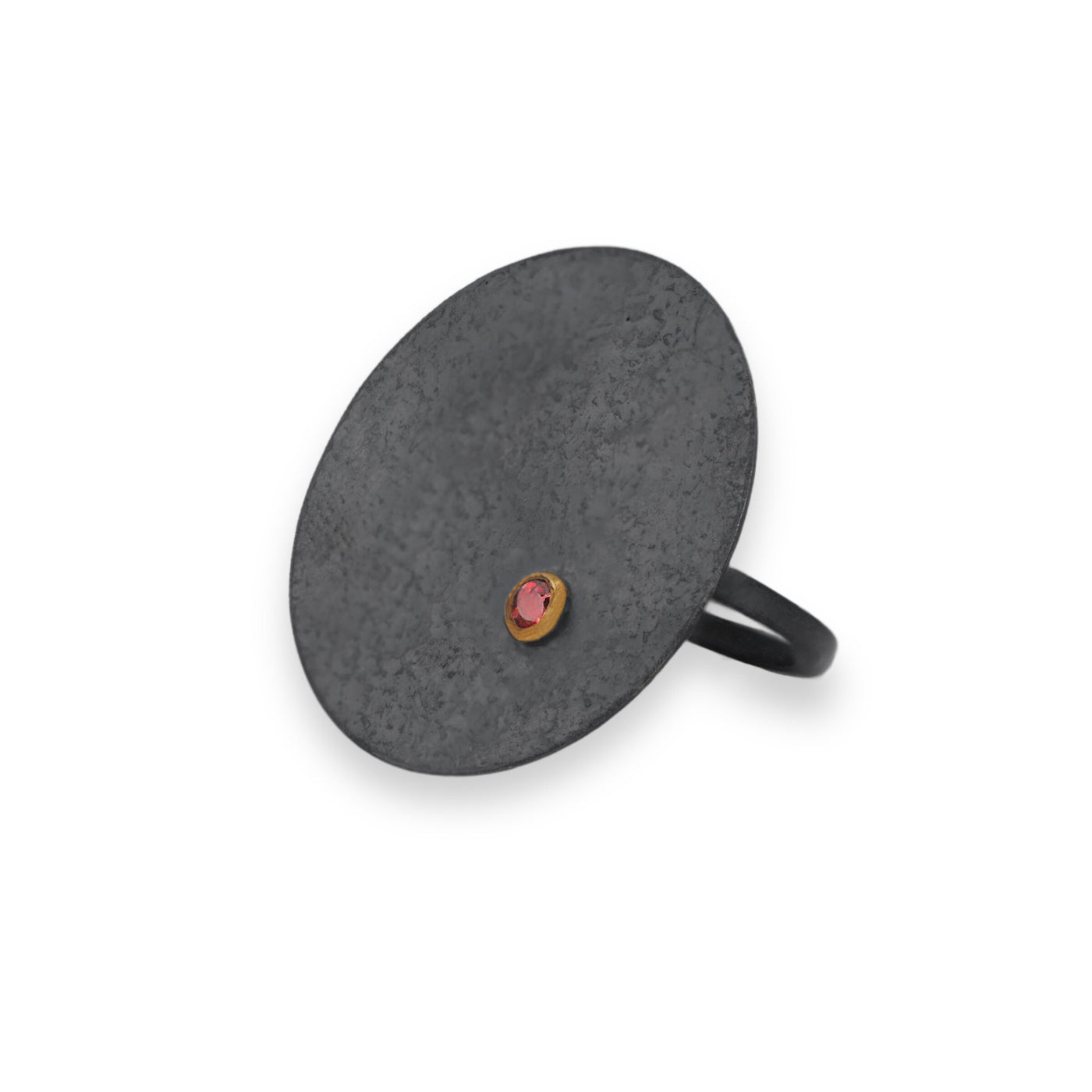 Oxidized Silver | Photo by Iseegems