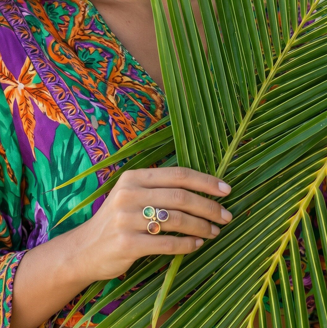 Paloma Three Stone Ring