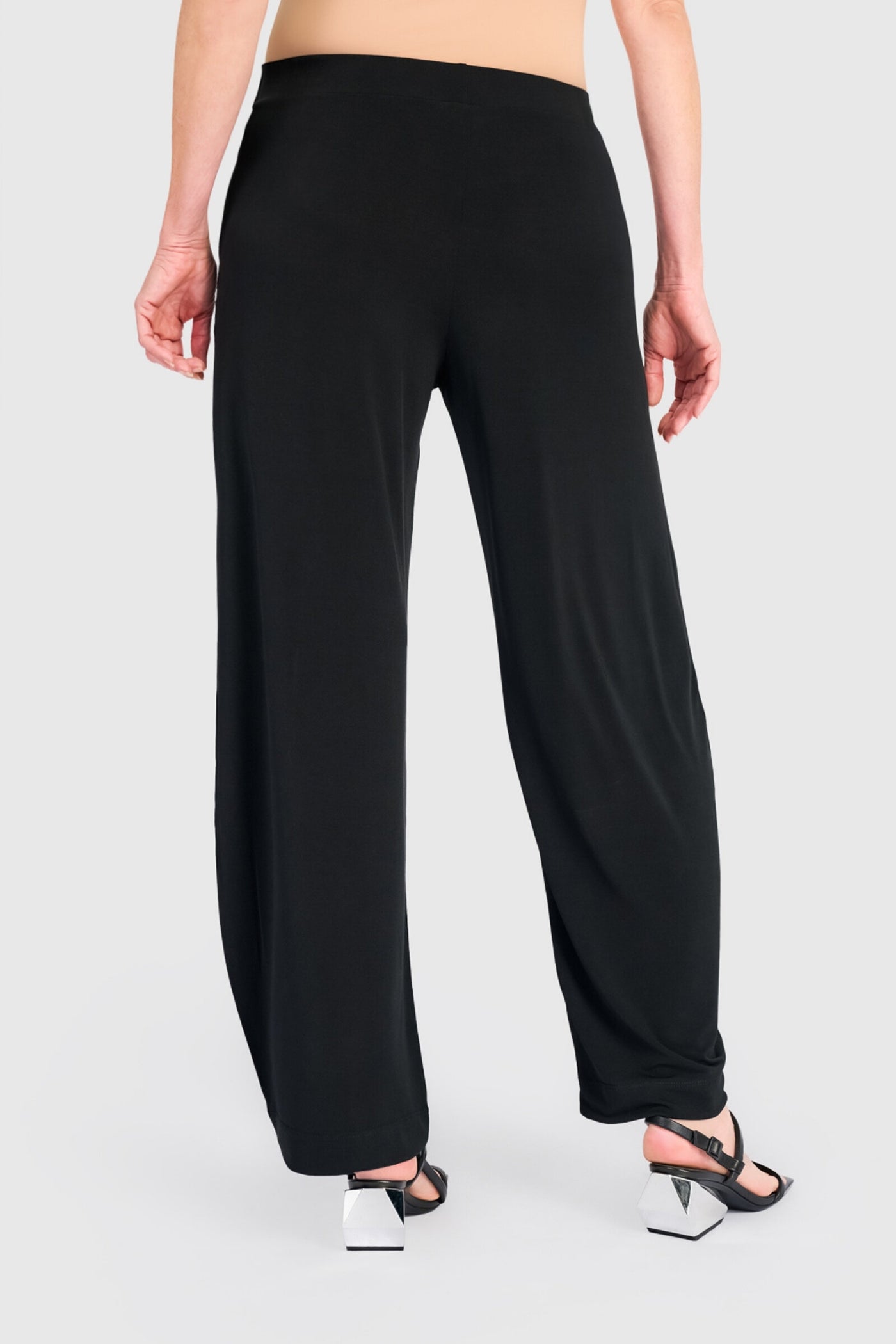 Essential Slinky Flow Pants
