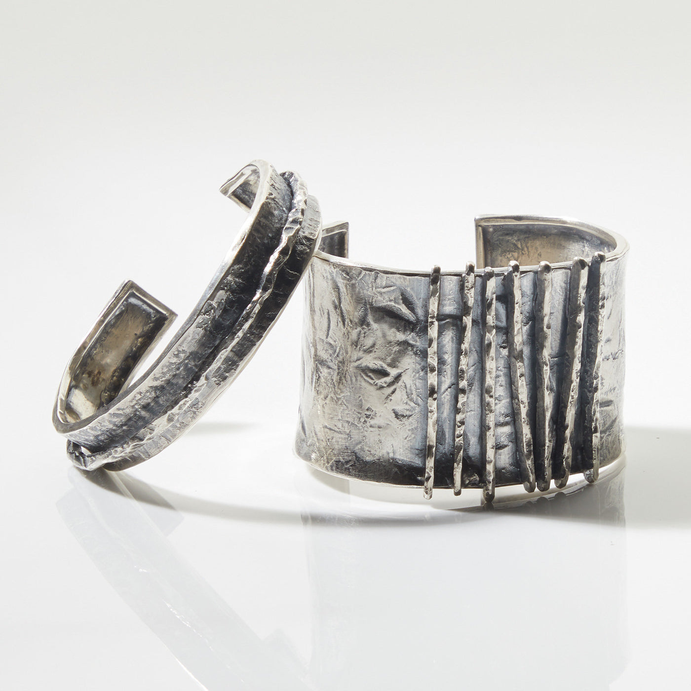 Shown with Single Wrapping Cuff