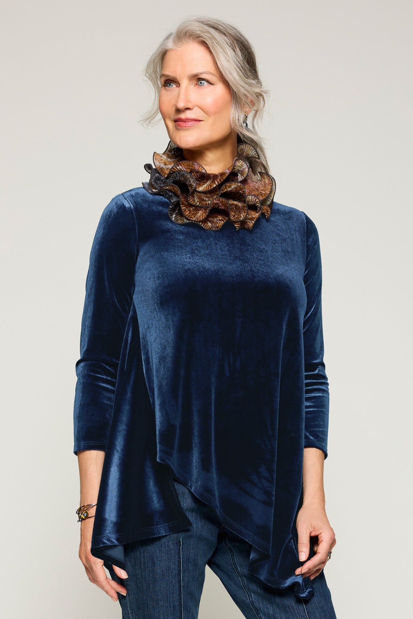 Gradient Grays in Nature Infinity Scarf